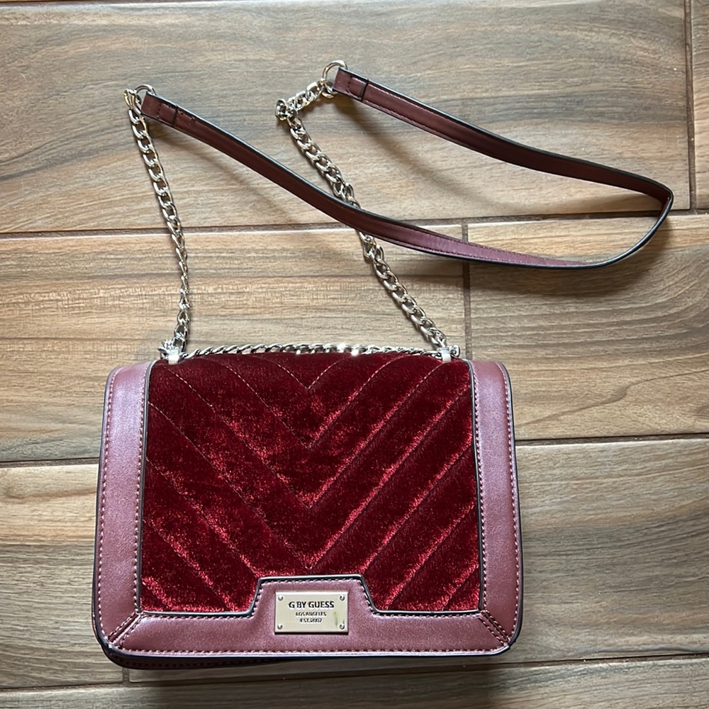 G by Guess purse